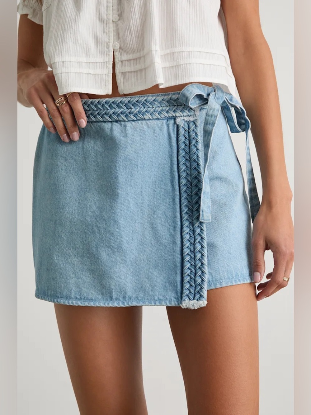 Lulus Joanie Light Wash Denim Faux-Wrap Braided Skort small**